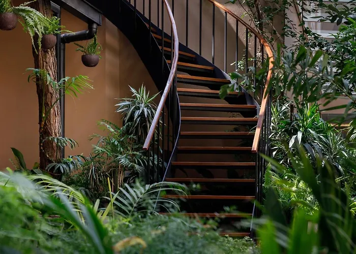 Hotel Thrive, A Tropical Courtyard Kathmandu