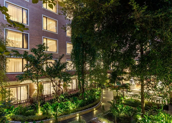 Hotel Thrive, A Tropical Courtyard 4*