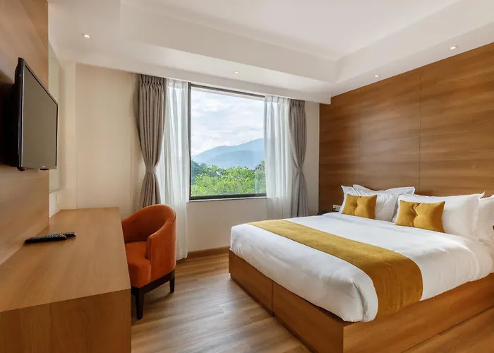 Thrive, A Tropical Courtyard Hotel 4*